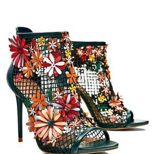 Zara - 3D Green Floral Mesh Heels sz 9.5